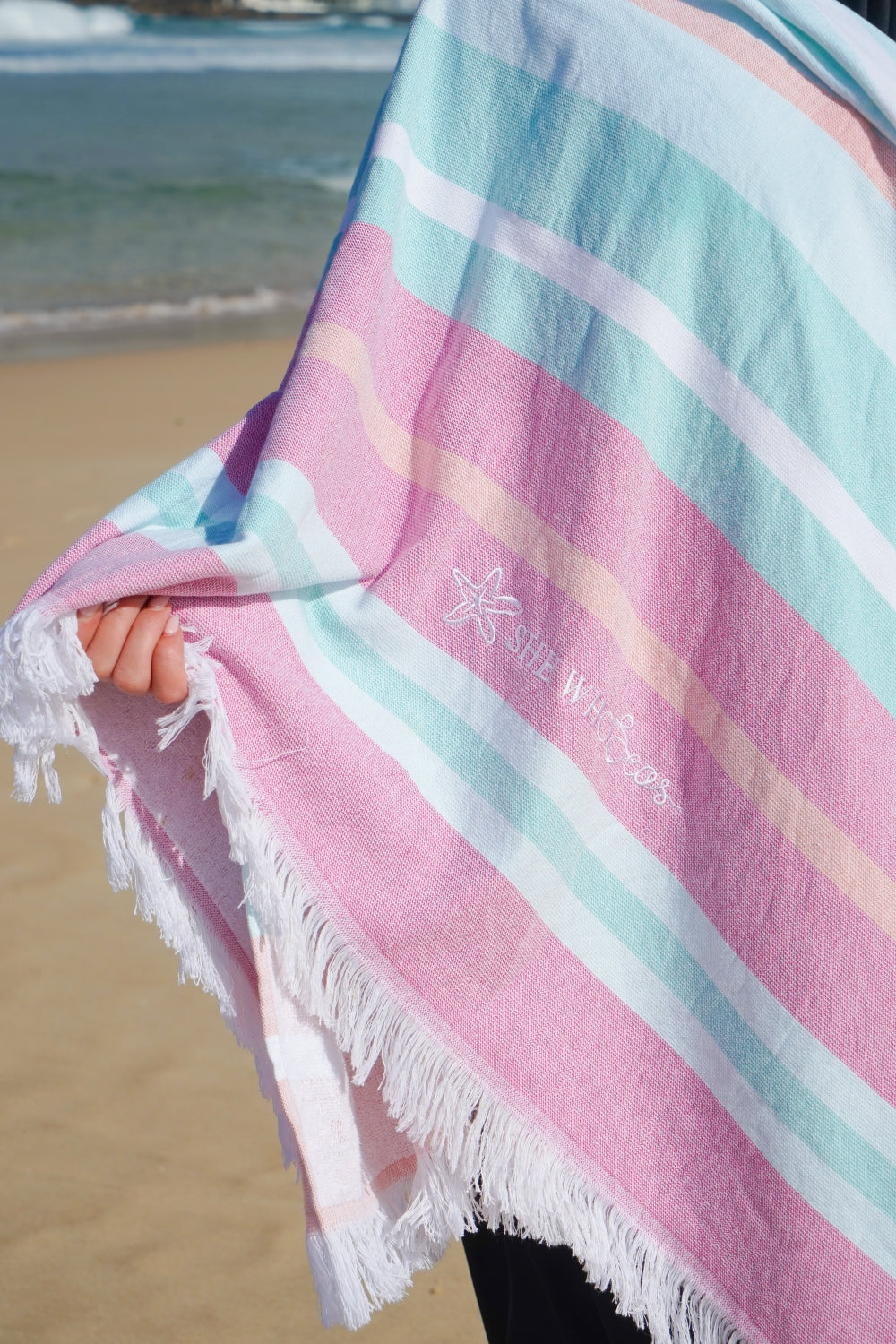TIDE BEACH TOWEL